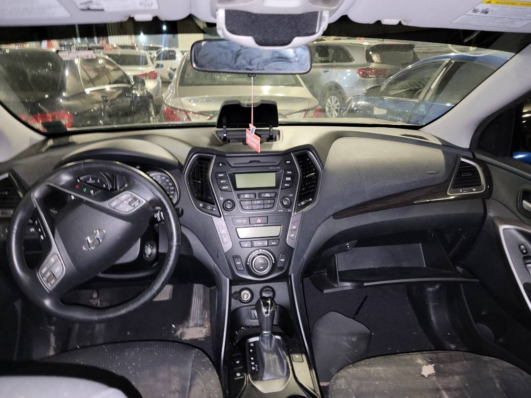 2016 HYUNDAI SANTA FE SPORT — 108692 KM — Lot 49379375 — Main - Marhaba Auctions Used Cars - Image 6