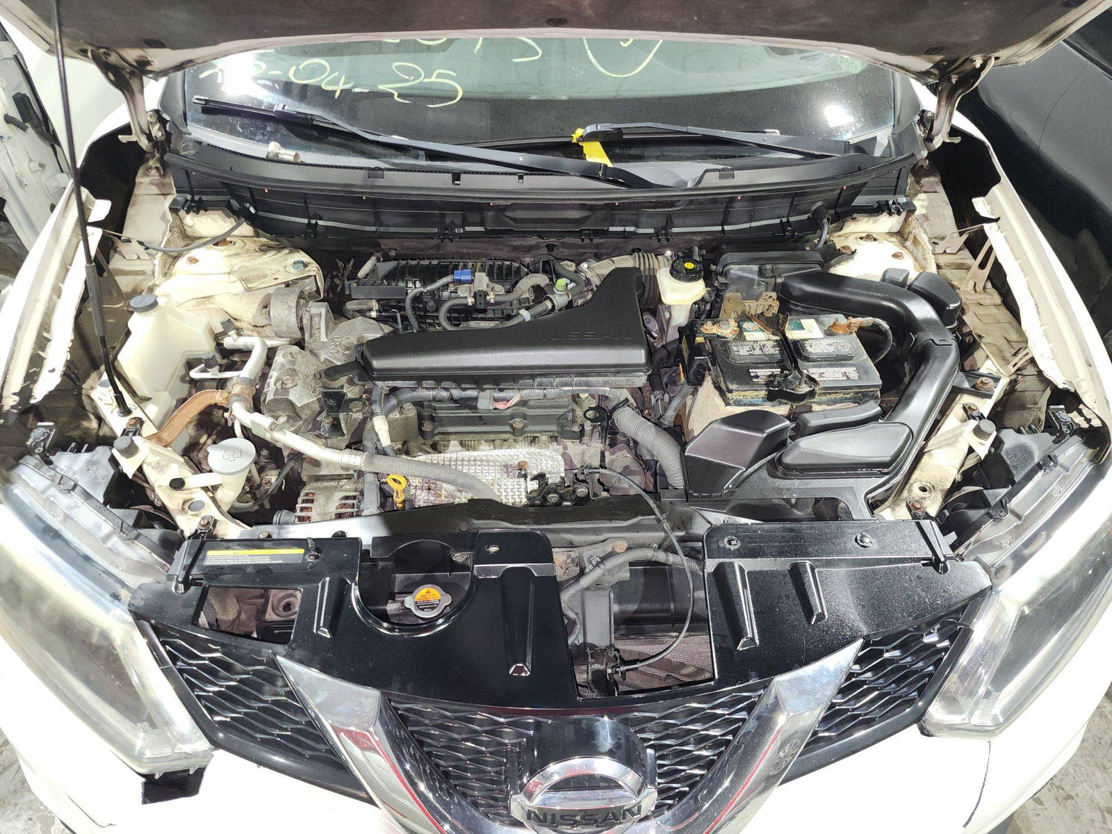 2014 NISSAN ROGUE — 233554 KM — Lot C776075 — Al Quoz - Marhaba Auctions Used Cars - Image 13