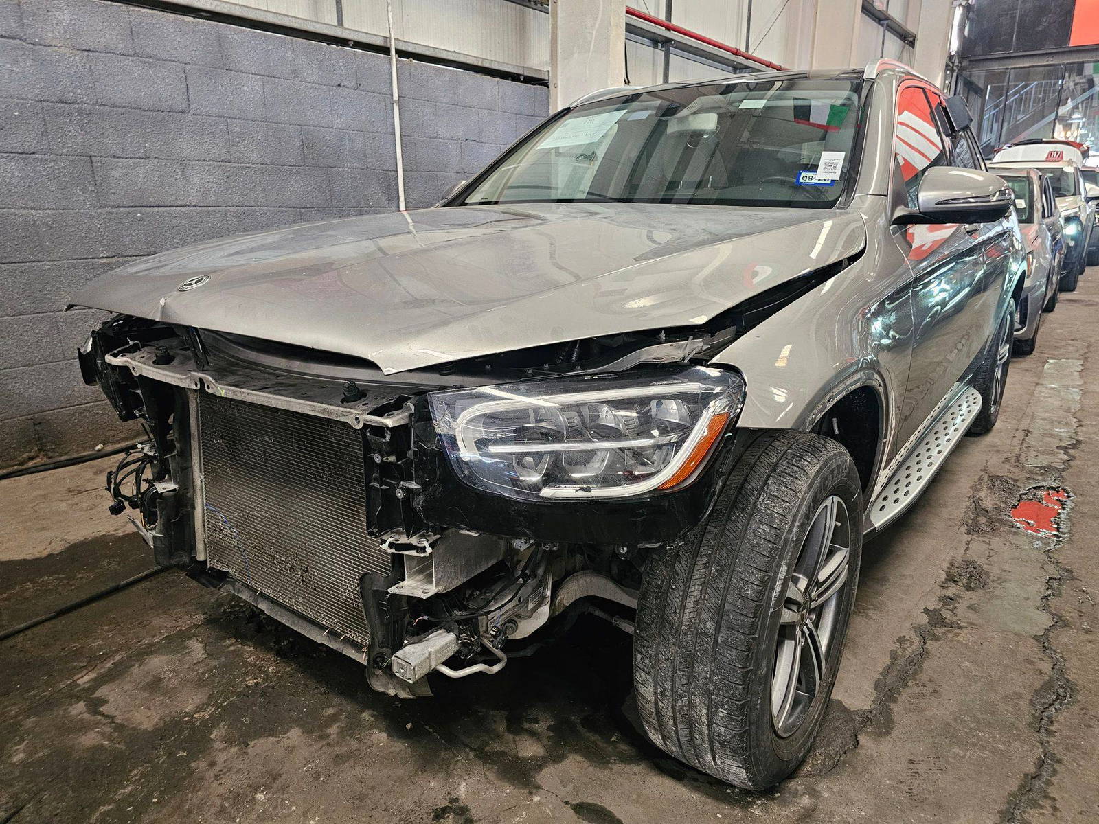 2020 MERCEDES BENZ GLC-300 — 82421 Miles — Lot 0LV257651 — Souq - Marhaba Auctions Used Cars - Image 3