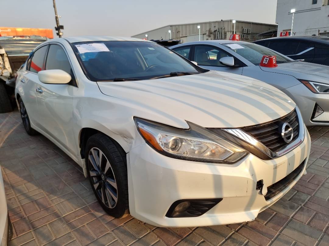 2017 NISSAN ALTIMA — 130721 Miles — Lot 1254487 — Ind. 12 - Marhaba Auctions Used Cars - Image 3