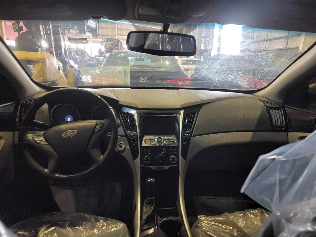 2012 HYUNDAI SONATA — 181272 Miles — Lot C7CH385089 — Main - Marhaba Auctions Used Cars - Image 8