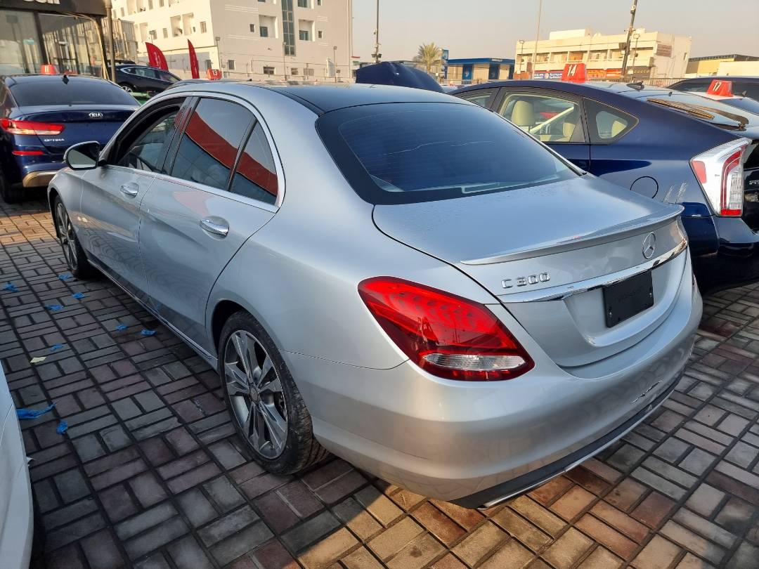 2016 MERCEDES BENZ C300 — 106620 Miles — Lot U163780 — Souq - Marhaba Auctions Used Cars - Image 3
