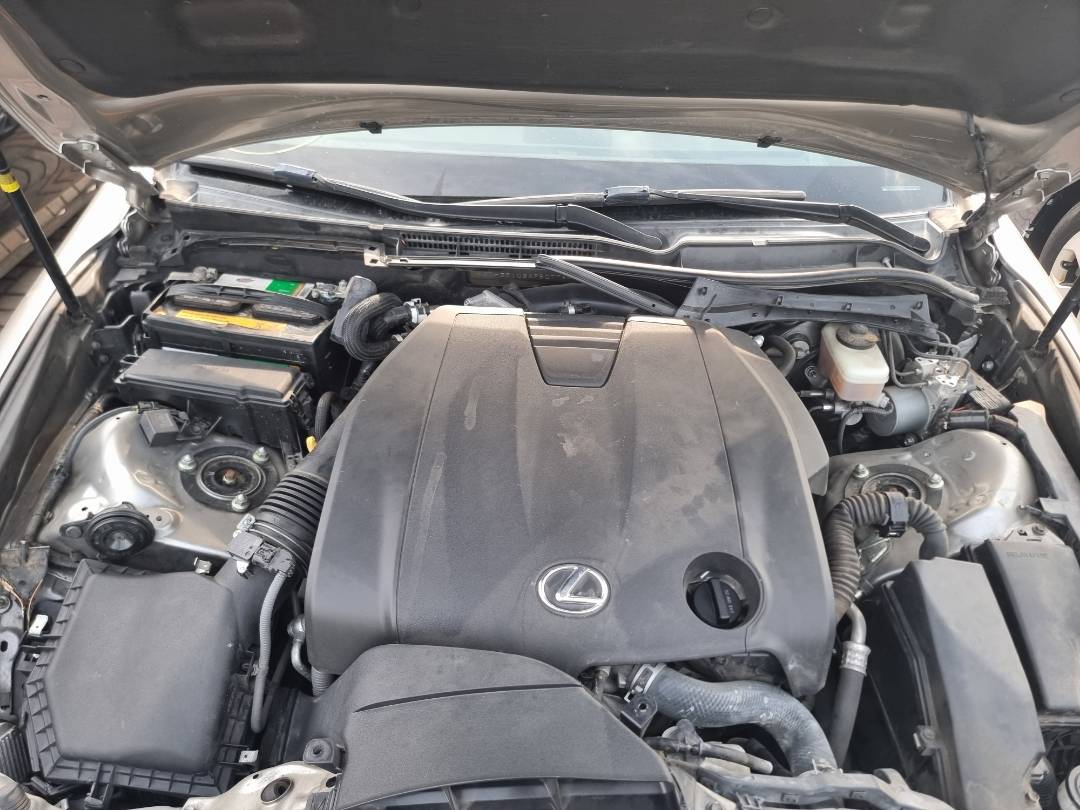 LEXUS IS 250 2015 - Marhaba Auction Used Cars - Image 10