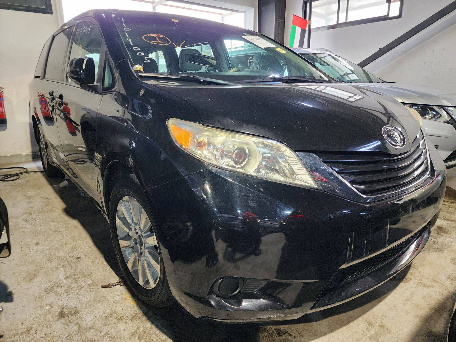 2012 TOYOTA SIENNA — 192616 Miles — Lot 41019005 — Ind. 12 - Marhaba Auctions Used Cars - Image 4