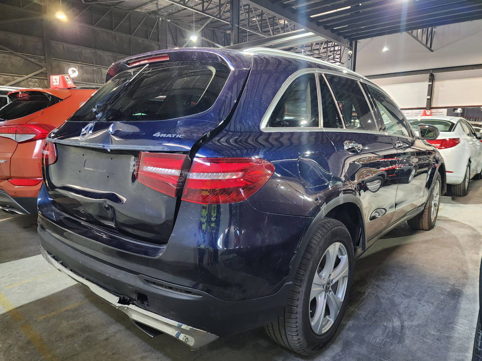 2018 MERCEDES BENZ GLC-300 — 55273 Miles — Lot V042282 — Al Quoz - Marhaba Auctions Used Cars - Image 3