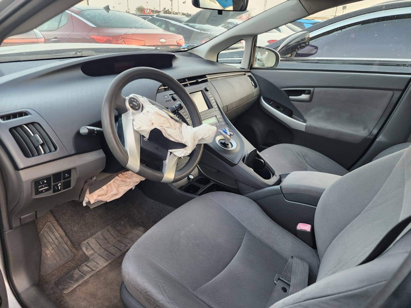 2010 TOYOTA PRIUS — 164759 Miles — Lot 90298555 — Main - Marhaba Auctions Used Cars - Image 6