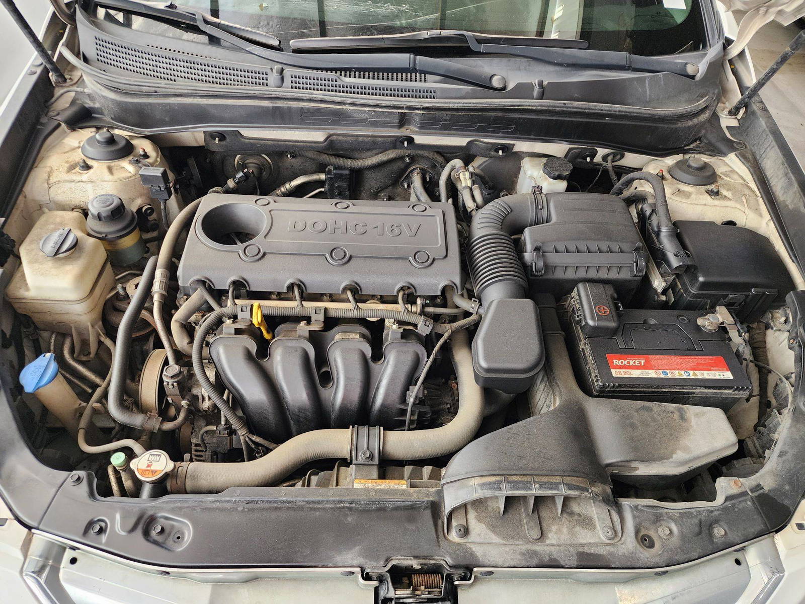 2010 HYUNDAI SONATA — 203790 KM — Lot 101149 — Al Quoz - Marhaba Auctions Used Cars - Image 13