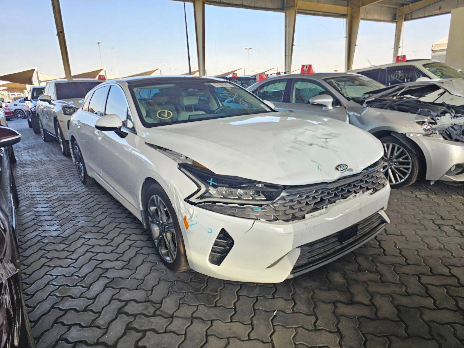 2021 KIA K5 — 70337 Miles — Lot 67901045 — Souq - Marhaba Auctions Used Cars - Image 5