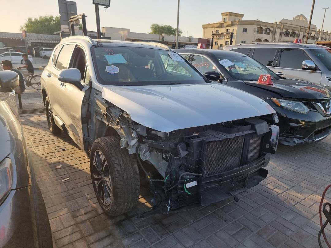 2019 HYUNDAI SANTA FE — 135796 Miles — Lot H019625 — Ind. 12 - Marhaba Auctions Used Cars - Image 4