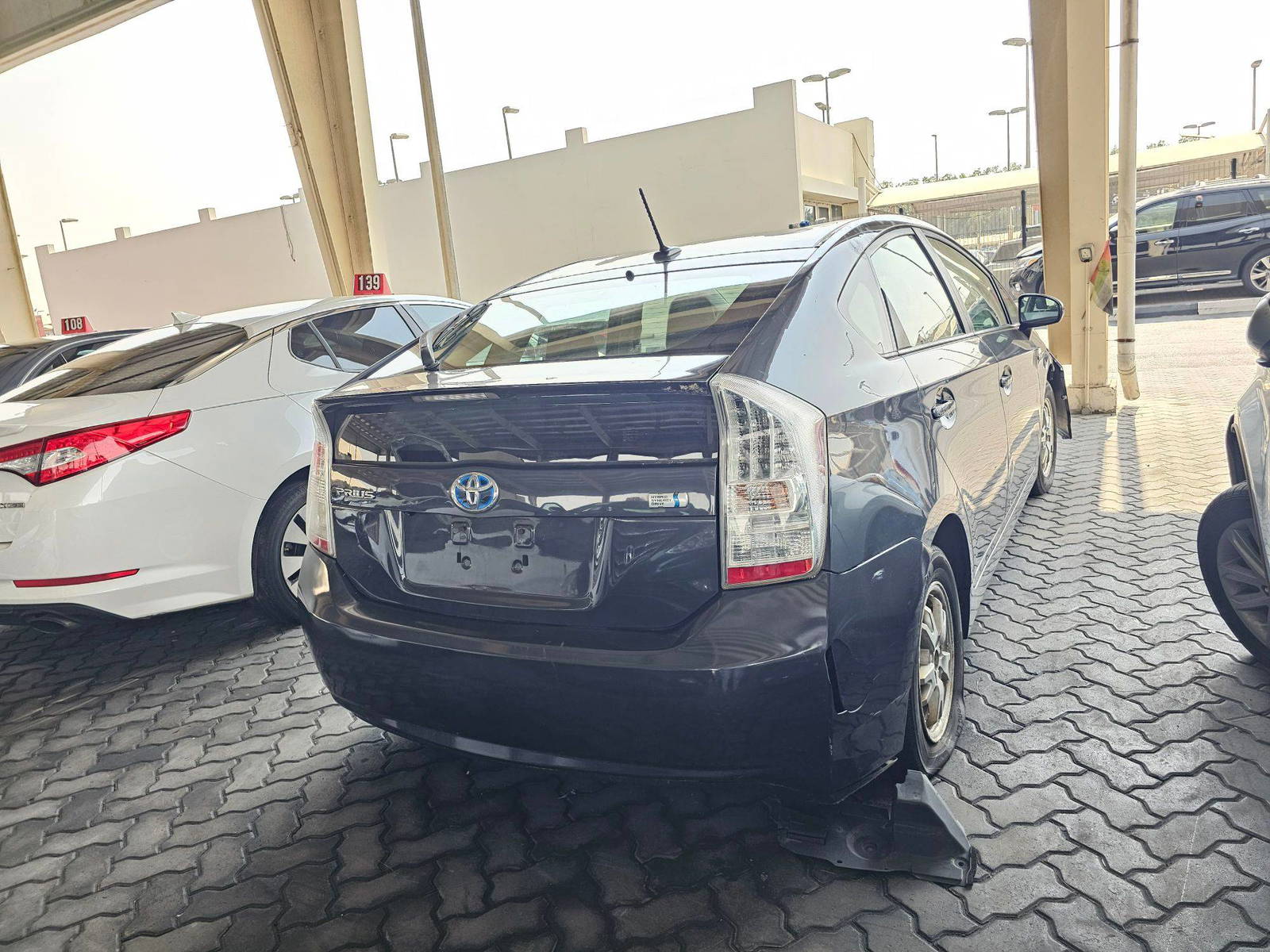 2010 TOYOTA PRIUS — 214061 Miles — Lot DU7A0107248 — Souq - Marhaba Auctions Used Cars - Image 3