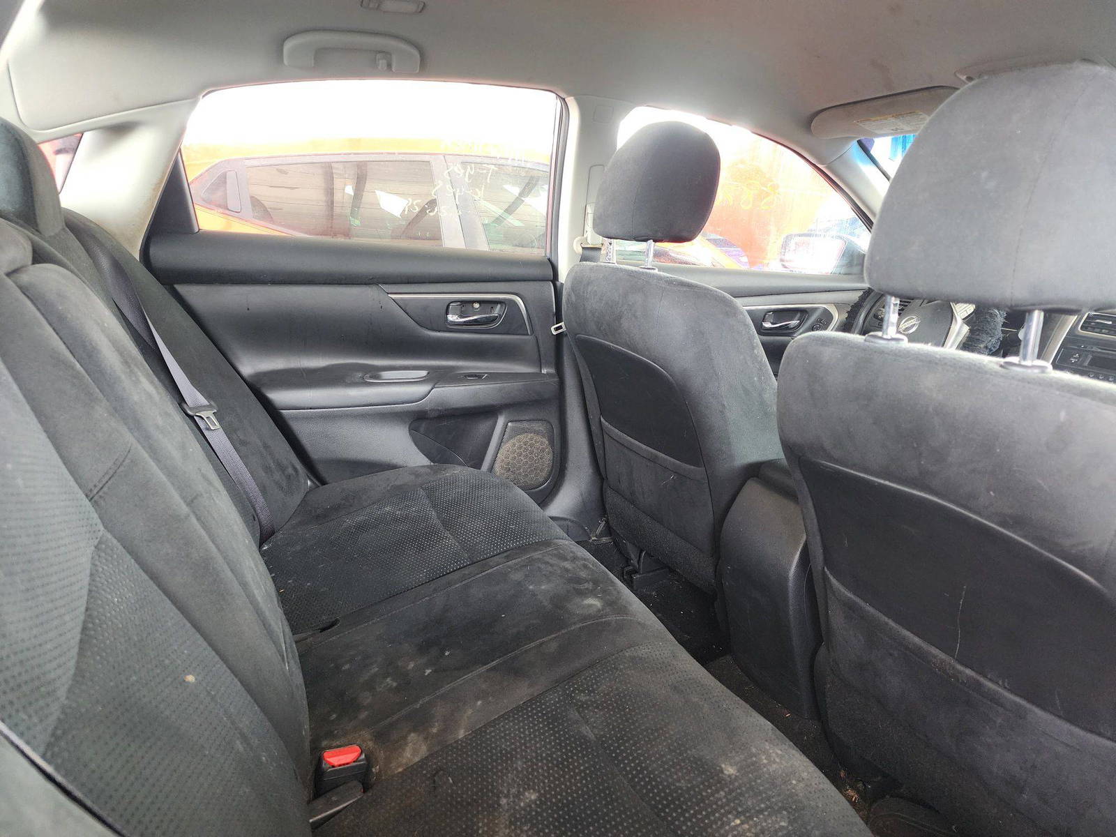 2015 NISSAN ALTIMA — 174356 Miles — Lot 38709535 — Main - Marhaba Auctions Used Cars - Image 4