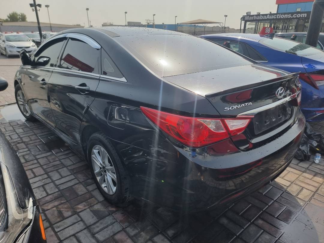 HYUNDAI SONATA 2010 - Marhaba Auction Used Cars - Image 5