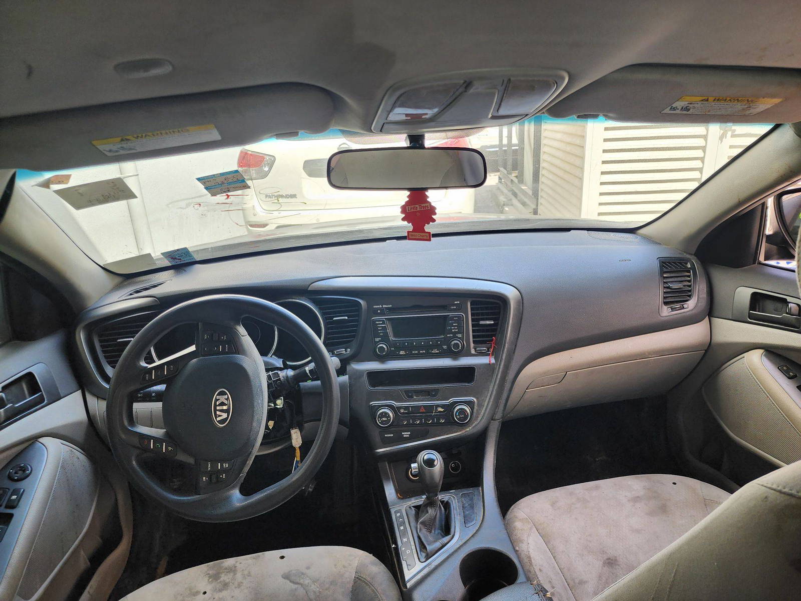 2013 KIA OPTIMA — 193856 Miles — Lot 540671 — Souq - Marhaba Auctions Used Cars - Image 8