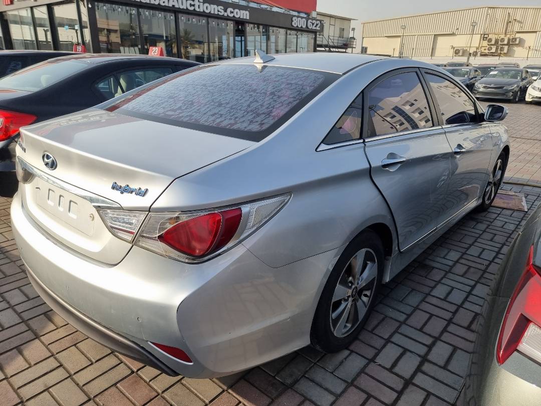2012 HYUNDAI SONATA — 232437 KM — Lot 125478 — Main - Marhaba Auctions Used Cars - Image 4