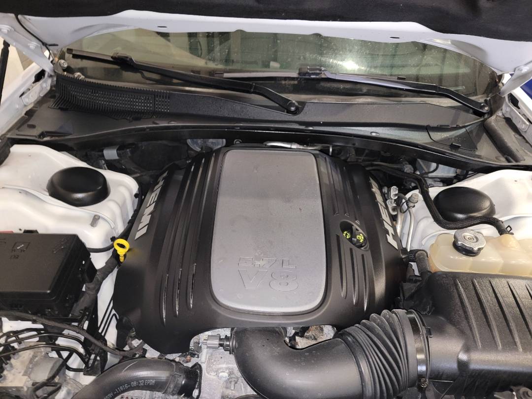 2019 CHRYSLER 300 — 99130 Miles — Lot 71685163 - Marhaba Auctions Used Cars - Image 9