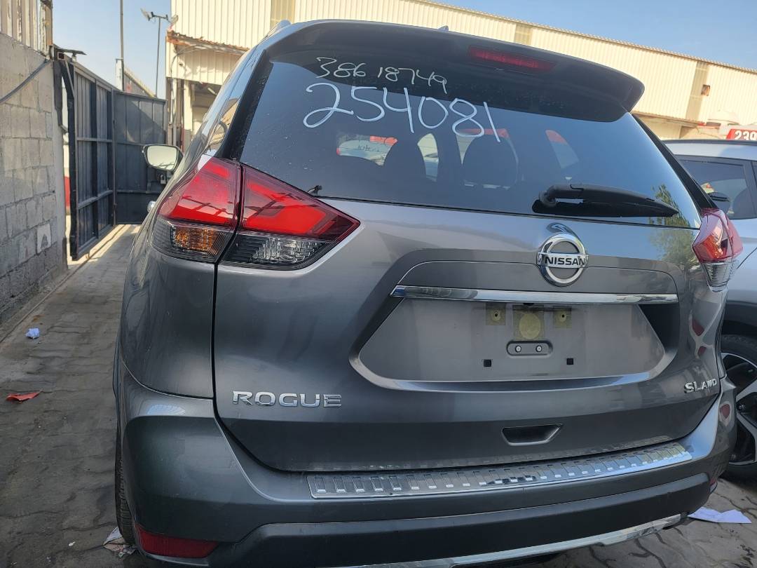 2017 NISSAN ROGUE — 101069 Miles — Lot 254081 - Marhaba Auctions Used Cars - Image 3