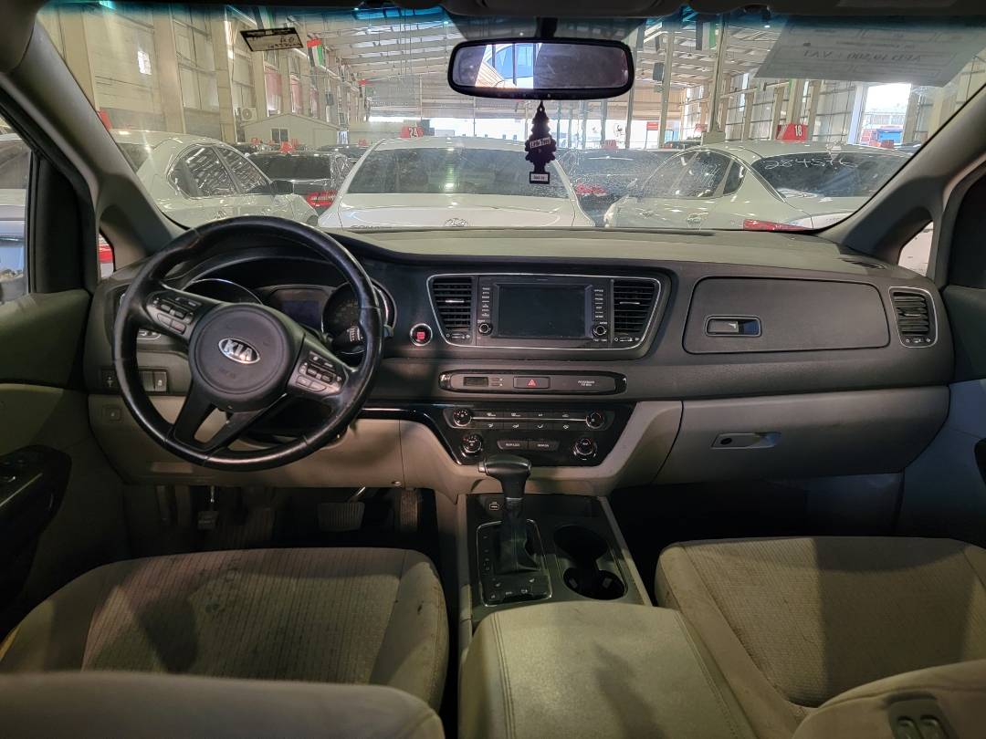 2018 KIA SEDONA — 109374 KM — Lot J6388035 — Main - Marhaba Auctions Used Cars - Image 7