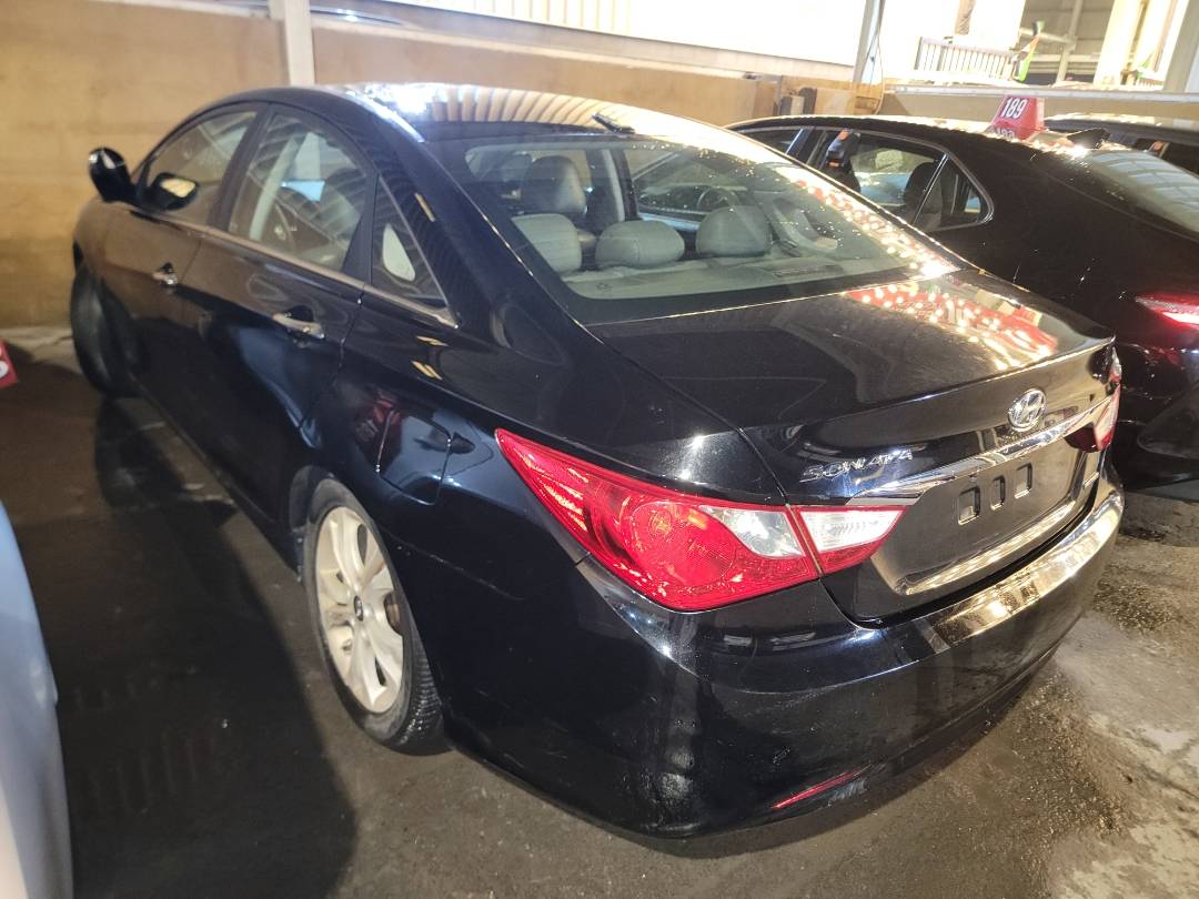 2011 HYUNDAI SONATA — 193518 Miles — Lot 1054105 - Marhaba Auctions Used Cars - Image 3