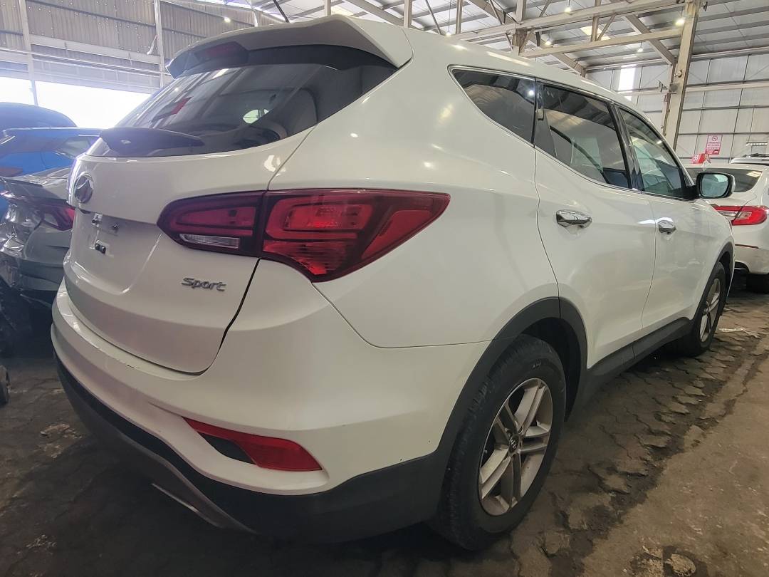 2018 HYUNDAI SANTA FE — 149528 Miles — Lot 534328 — Main - Marhaba Auctions Used Cars - Image 3