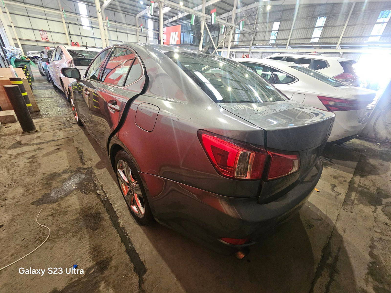 2012 LEXUS IS 250 — 173832 Miles — Lot 84203575 — Souq - Marhaba Auctions Used Cars - Image 7