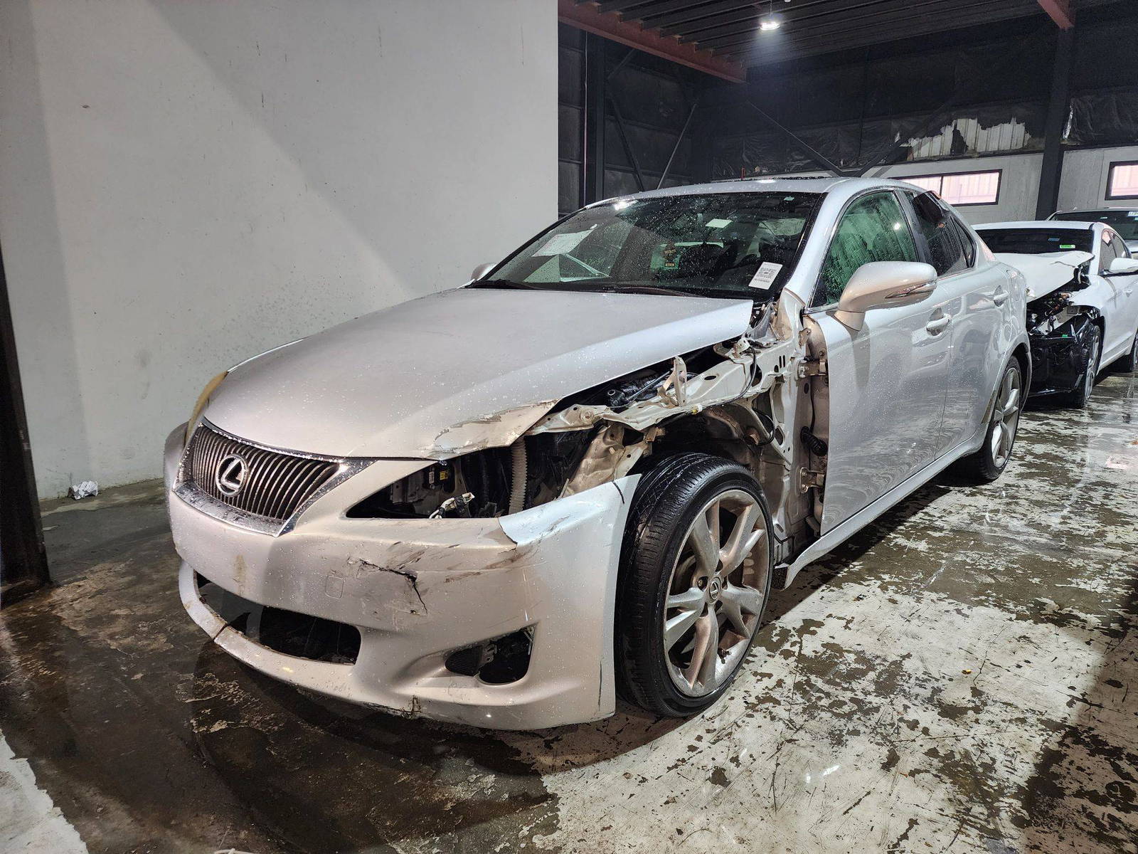 2010 LEXUS IS 250 — 168152 Miles — Lot 214587 — Ind. 12 - Marhaba Auctions Used Cars - Image 5