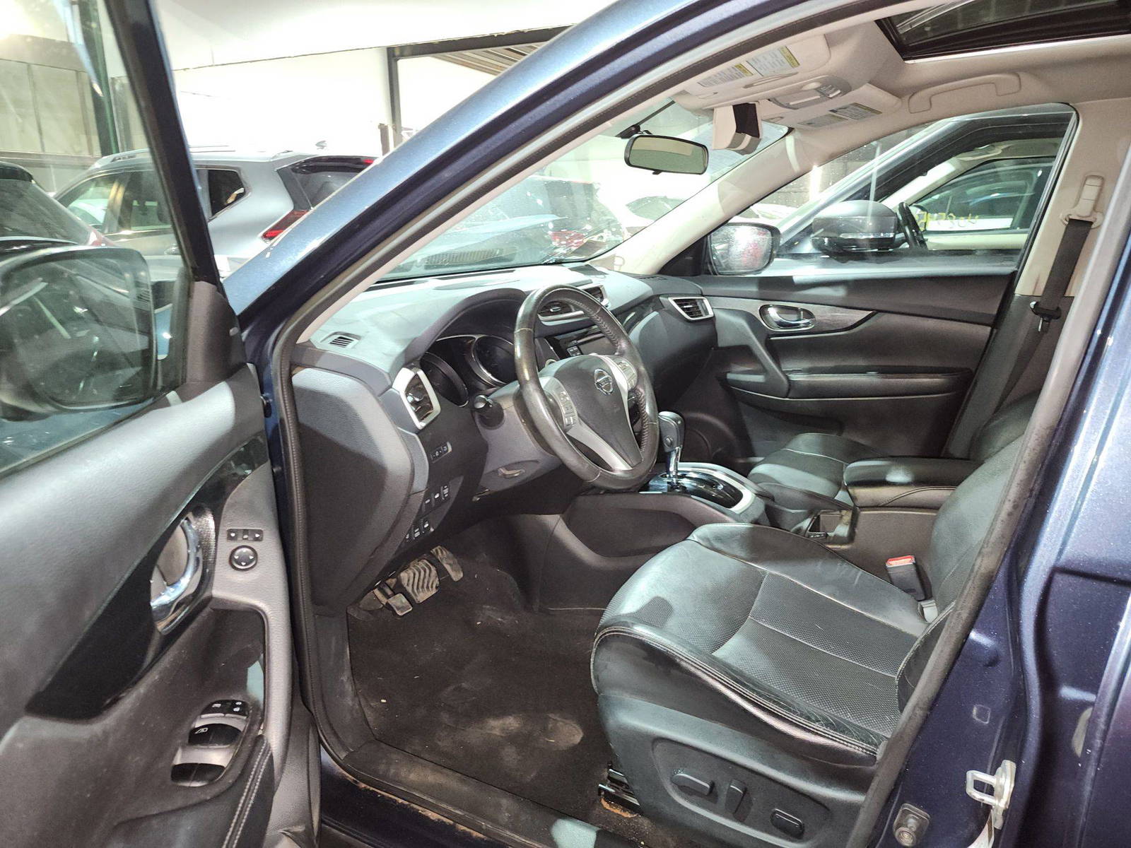 2014 NISSAN ROGUE — 172927 Miles — Lot 52177345 — Al Quoz - Marhaba Auctions Used Cars - Image 9