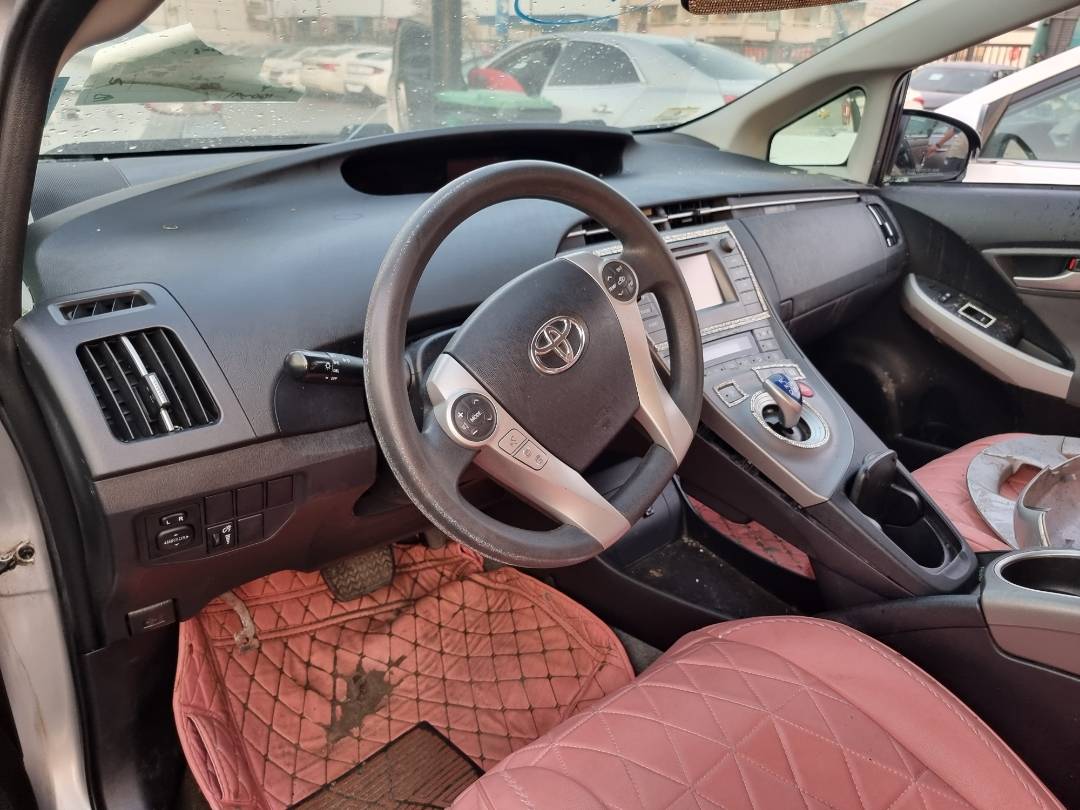 2013 TOYOTA PRIUS — 160391 Miles — Lot 215478 — Ind. 12 - Marhaba Auctions Used Cars - Image 8