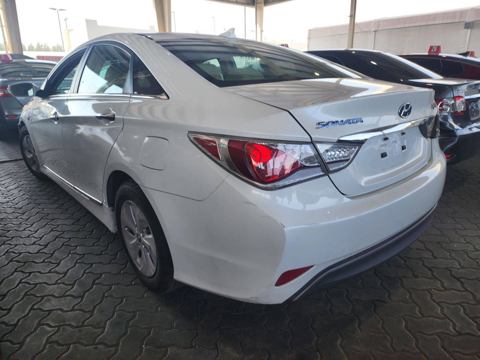 2013 HYUNDAI SONATA — 152099 Miles — Lot 48180784 — Souq - Marhaba Auctions Used Cars - Image 3