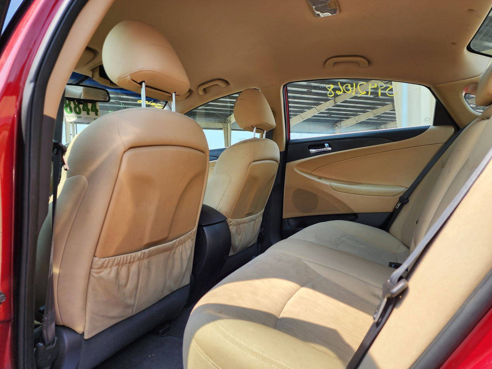 2012 HYUNDAI SONATA — 122425 Miles — Lot 39421068 — Souq - Marhaba Auctions Used Cars - Image 6