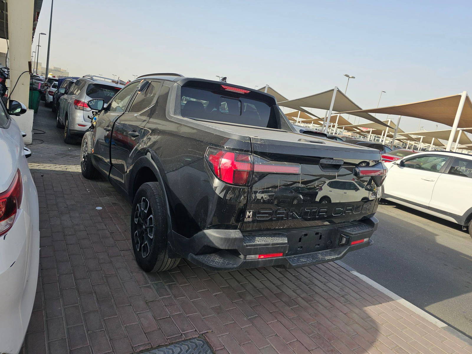 2023 HYUNDAI SANTA CRUZ — sold — 68210 Miles — Lot E5PH054650 — Souq - Marhaba Auctions Used Cars - Image 4