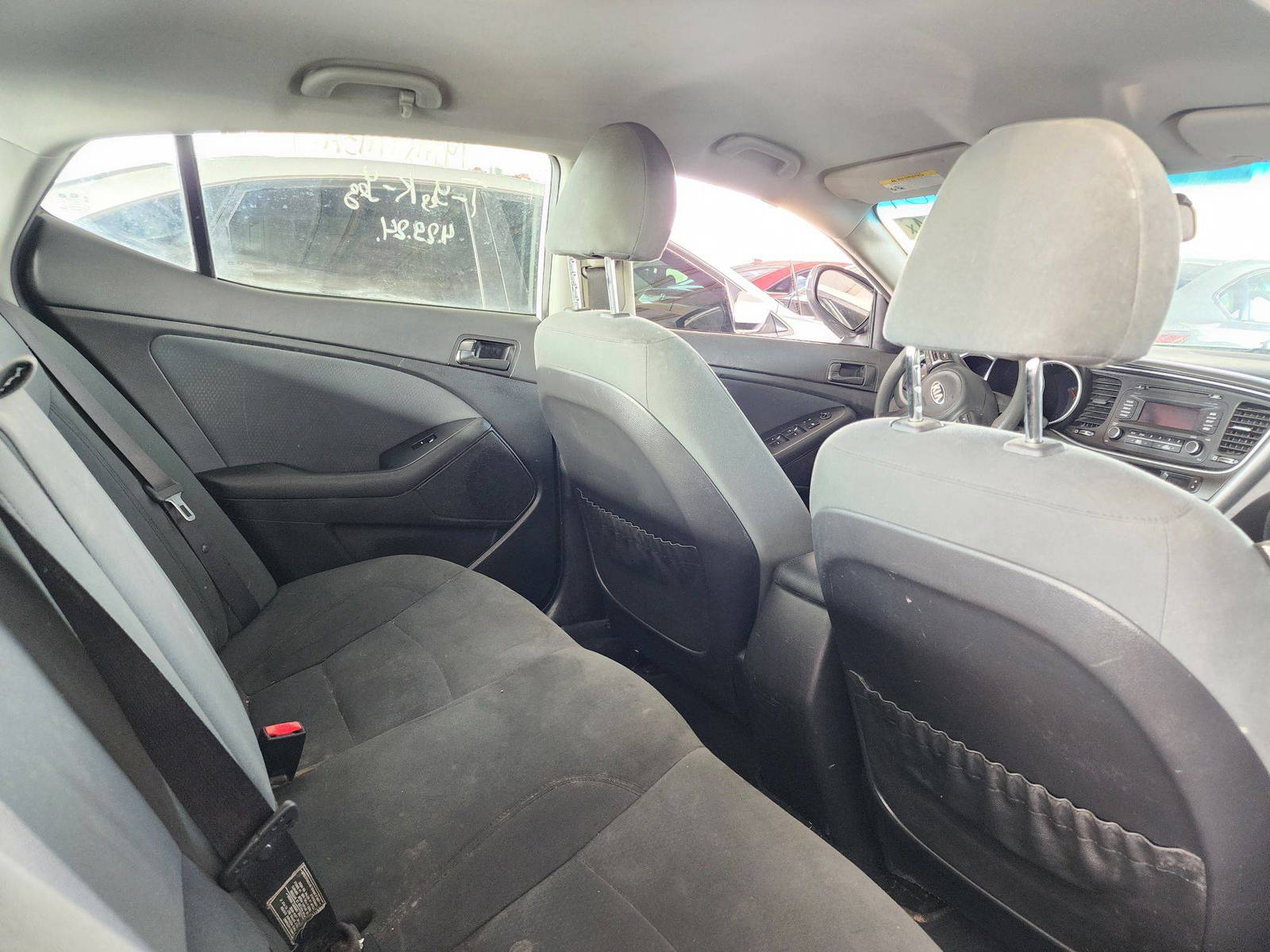 2015 KIA OPTIMA — 159602 Miles — Lot 43157824 — Souq - Marhaba Auctions Used Cars - Image 4