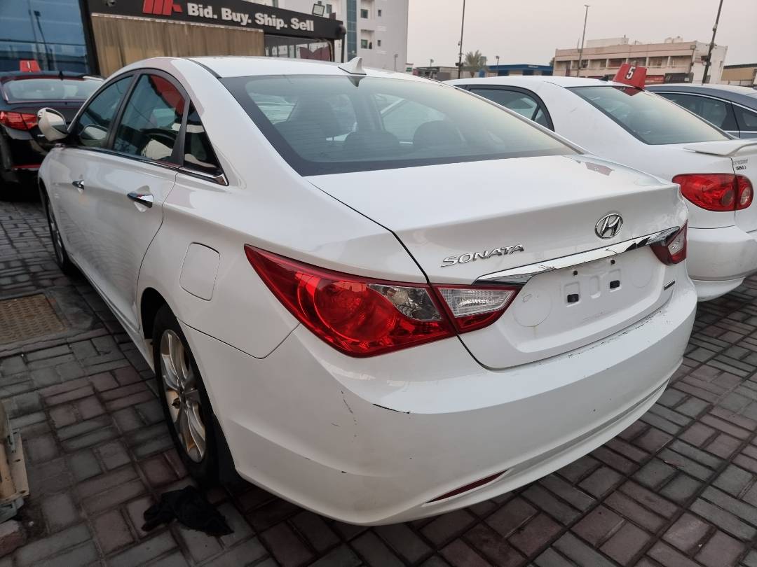 2013 HYUNDAI SONATA — 215035 Miles — Lot 215487 — Ind. 12 - Marhaba Auctions Used Cars - Image 5