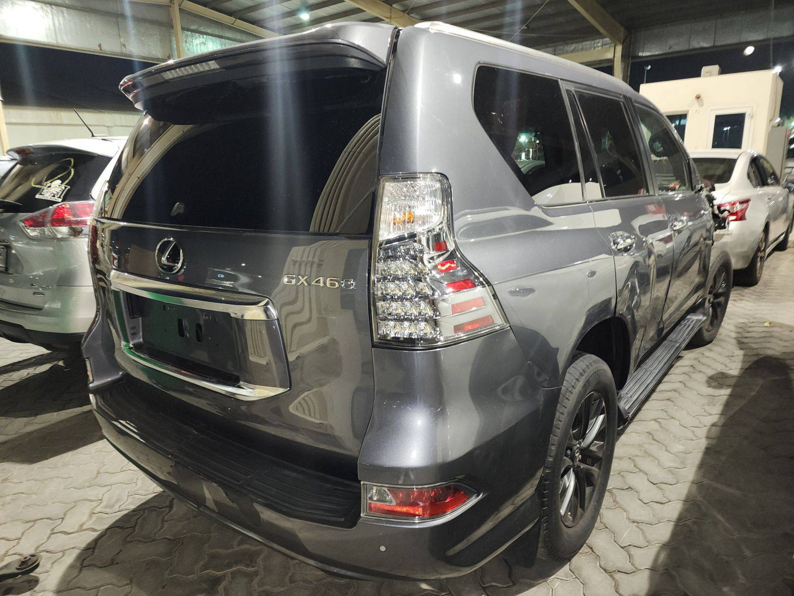 2020 LEXUS GX 460 — 28450 Miles — Lot 38252225 - Marhaba Auctions Used Cars - Image 4