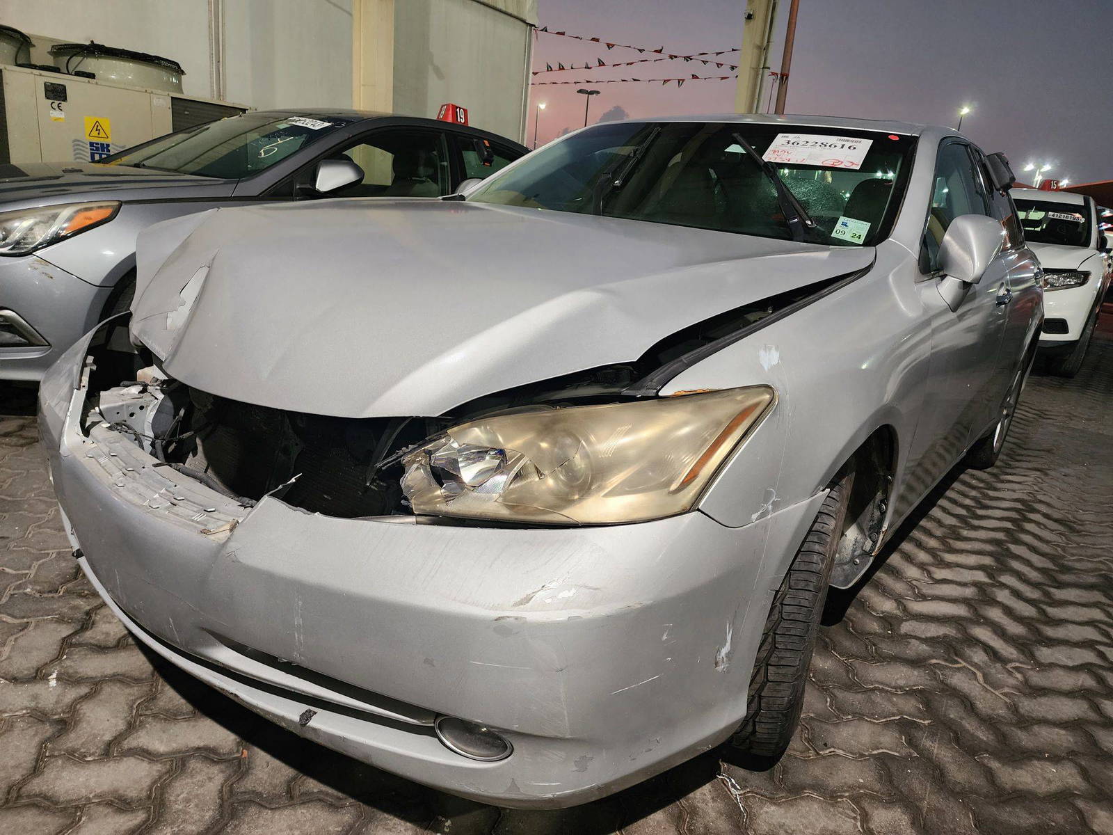 2009 LEXUS ES 350 — 172417 Miles — Lot 36228616 - Marhaba Auctions Used Cars - Image 7