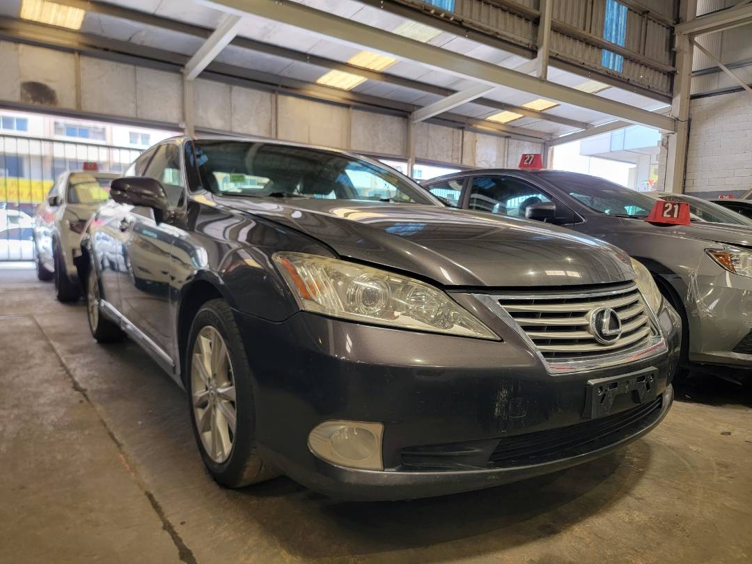 2012 LEXUS ES 350 — 189084 Miles — Lot 73699173 — Main - Marhaba Auctions Used Cars - Image 5