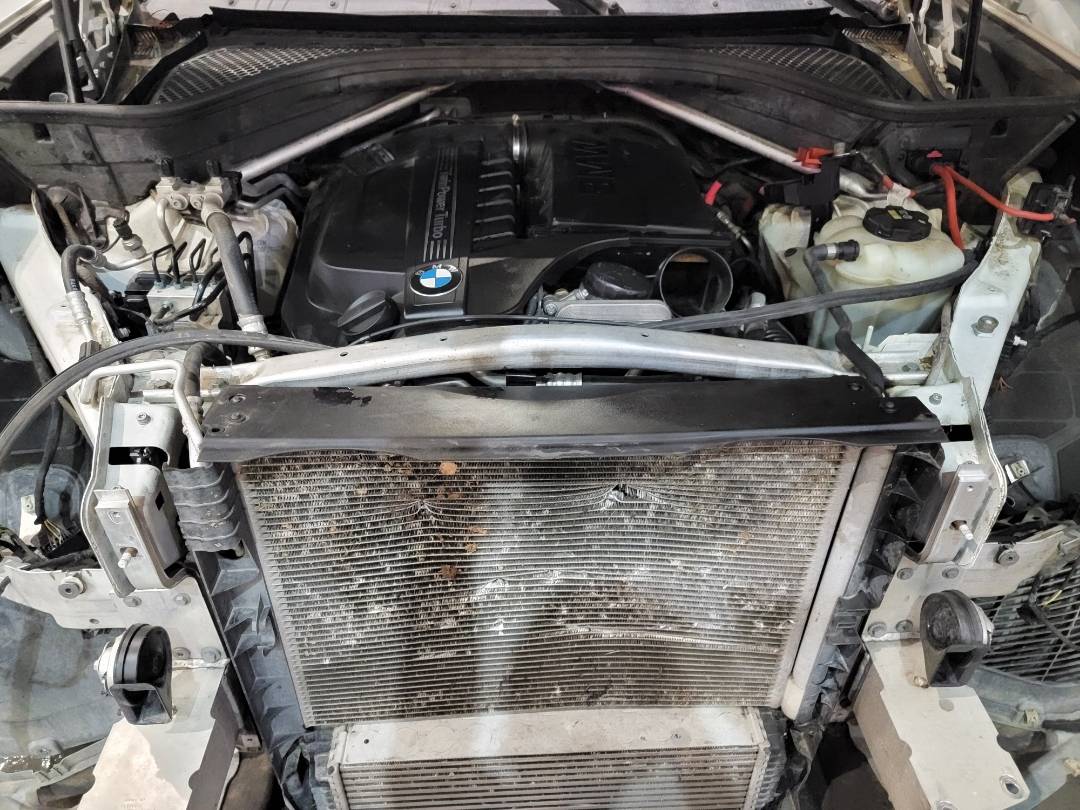 BMW X5 SDRIVE35I 2016 - Marhaba Auction Used Cars - Image 11