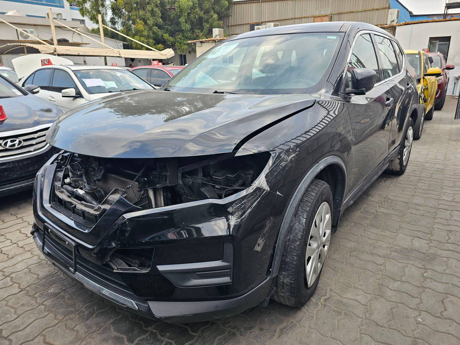 2018 NISSAN ROGUE — 142671 Miles — Lot JP573544 — Main - Marhaba Auctions Used Cars - Image 4