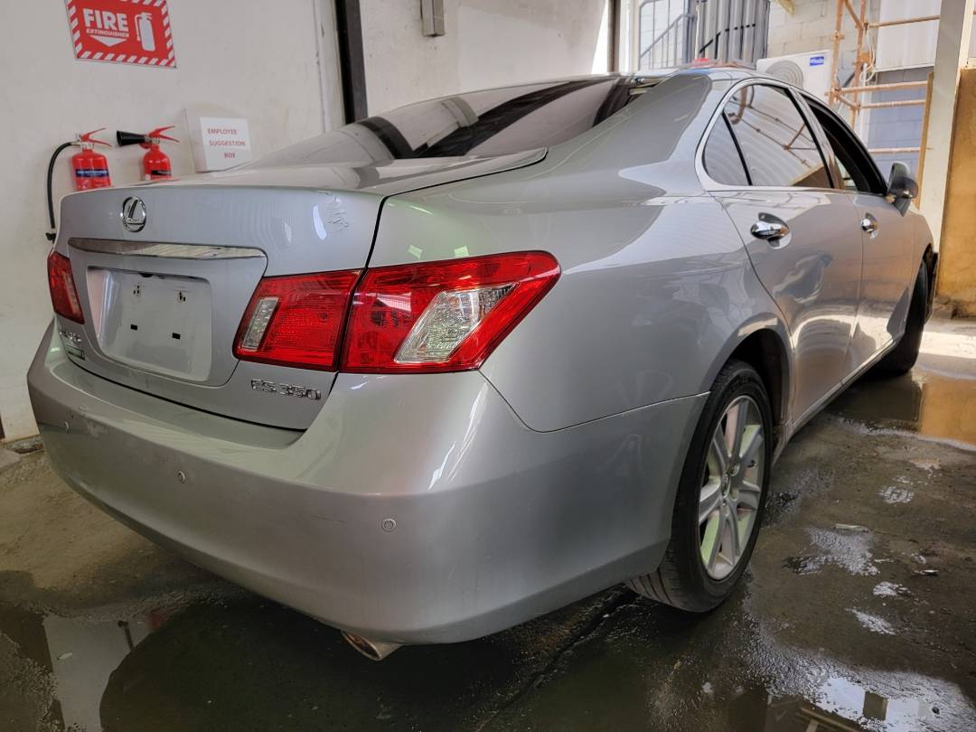 2009 LEXUS ES 350 — 216856 Miles — Lot 329958 - Marhaba Auctions Used Cars - Image 3