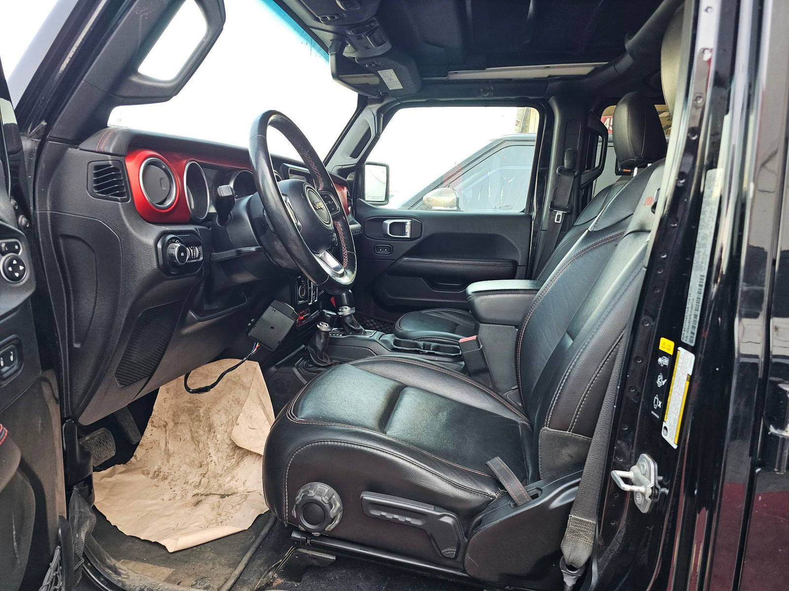 2020 JEEP WRANGLER — 91437 KM — Lot G6LW309714 — Souq - Marhaba Auctions Used Cars - Image 11