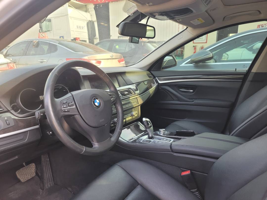 2009 BMW 528i — 267868 KM — Lot X39014 — Main - Marhaba Auctions Used Cars - Image 6