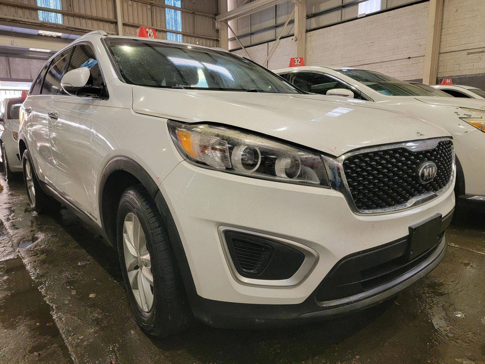 KIA SORENTO 2017 - Marhaba Auction Used Cars - Image 4
