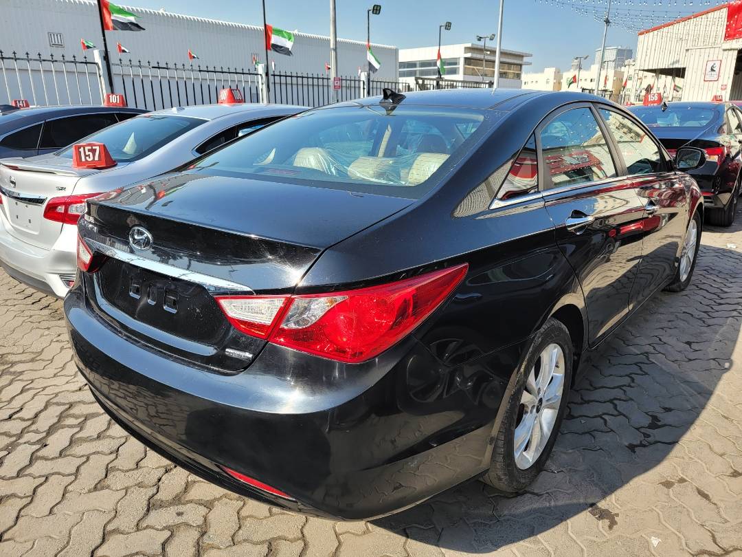 2013 HYUNDAI SONATA — 178282 Miles — Lot 774917 - Marhaba Auctions Used Cars - Image 4