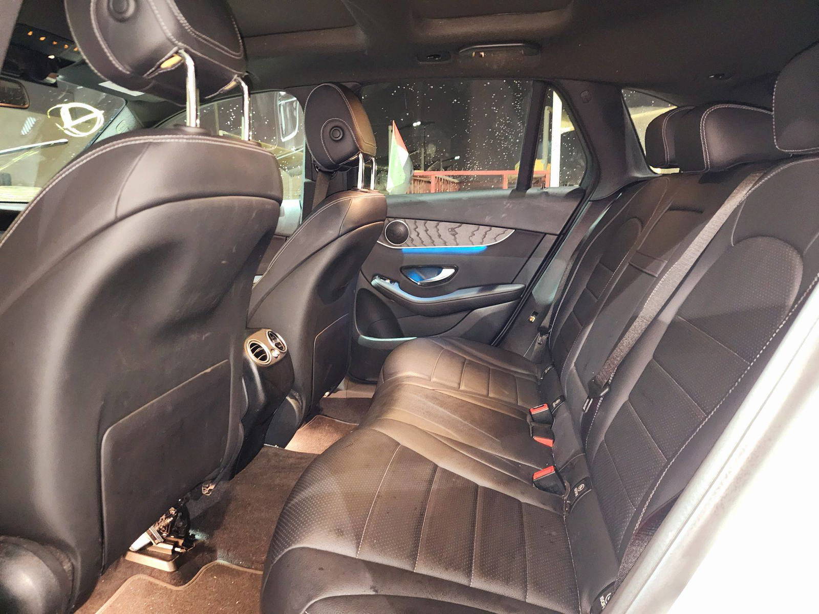 2018 MERCEDES BENZ GLC-300 — 130411 KM — Lot 74961254 — Souq - Marhaba Auctions Used Cars - Image 6