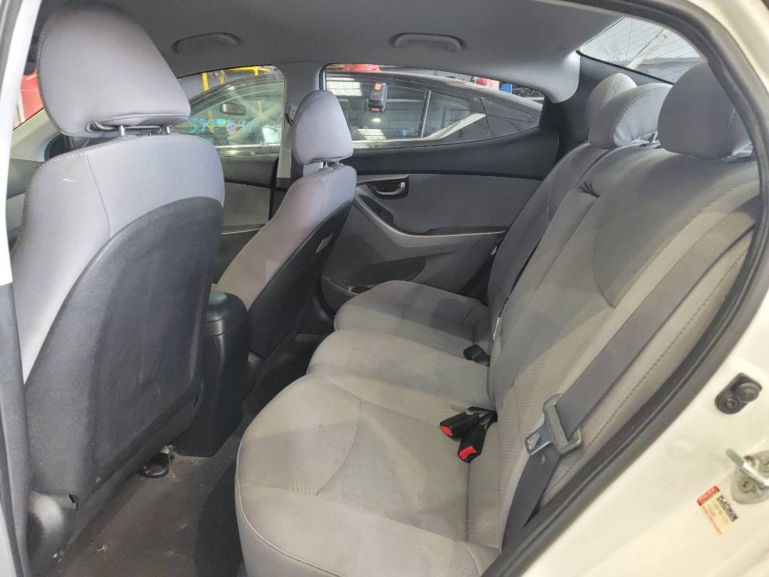 2013 HYUNDAI ELANTRA — 204647 KM — Lot 73553174 — Main - Marhaba Auctions Used Cars - Image 7