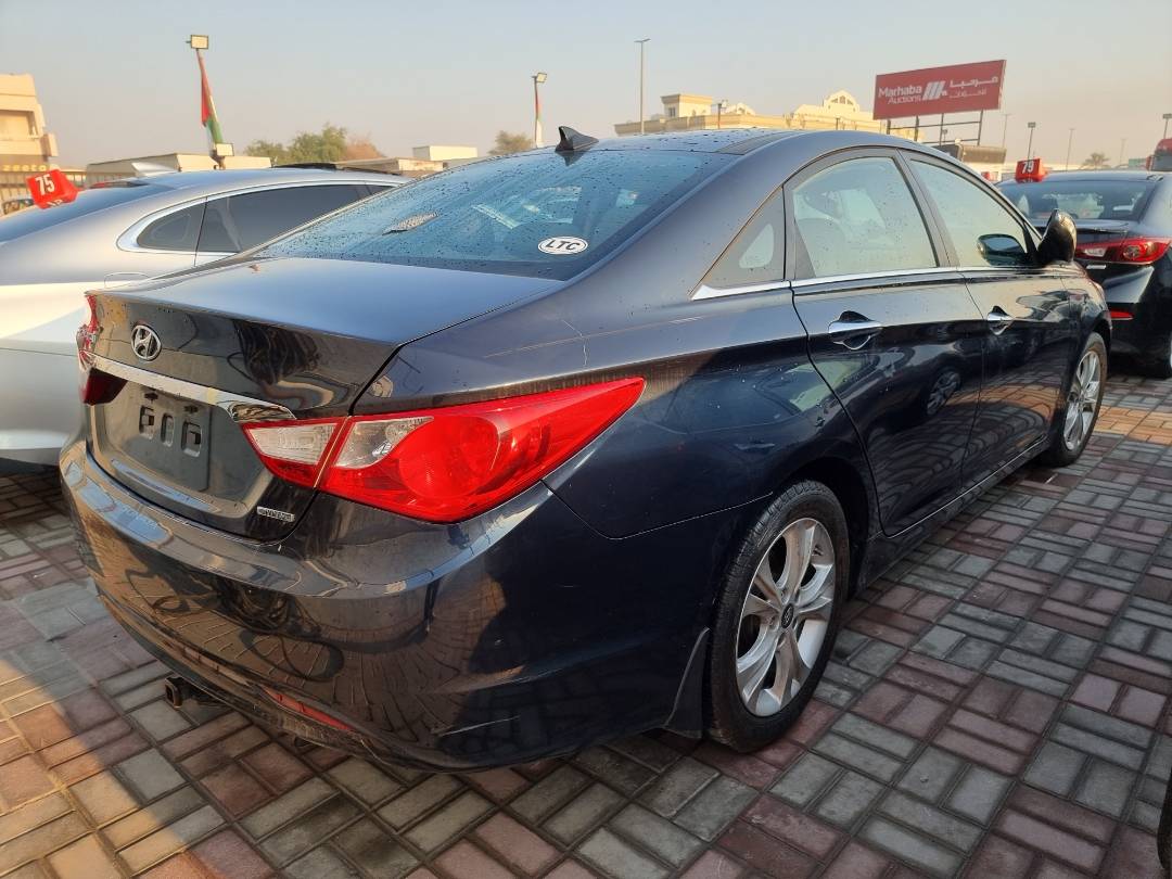 2013 HYUNDAI SONATA — 220872 Miles — Lot 125487 — Ind. 12 - Marhaba Auctions Used Cars - Image 4
