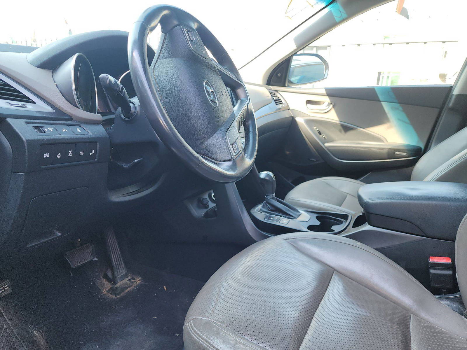 HYUNDAI SANTA FE 2016 - Marhaba Auction Used Cars - Image 9