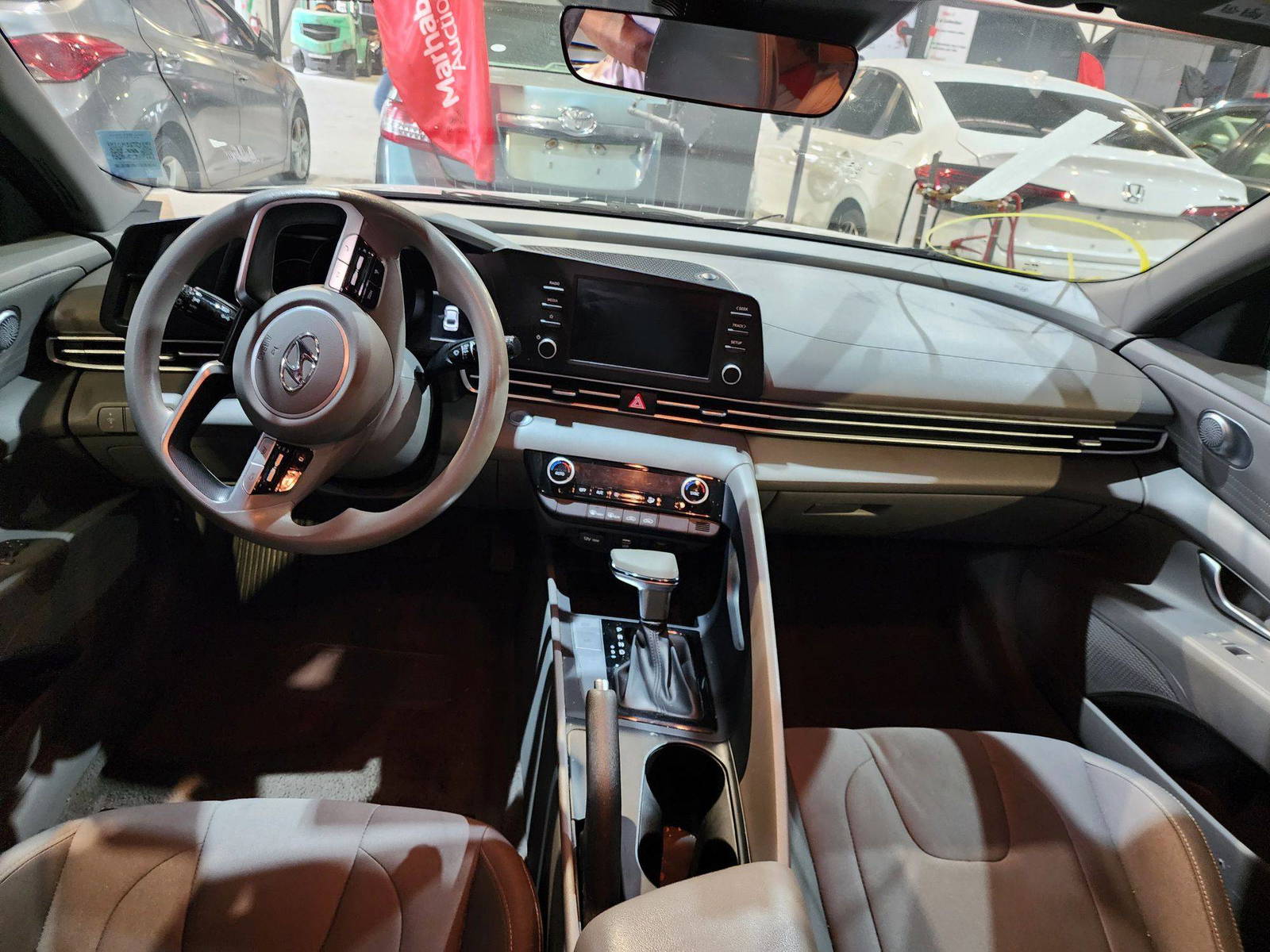 2021 HYUNDAI ELANTRA — 70229 Miles — Lot 8587 — Al Quoz - Marhaba Auctions Used Cars - Image 8