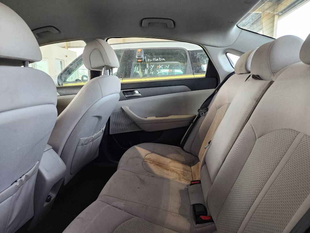 2015 HYUNDAI SONATA — 135884 Miles — Lot 38565654 — Souq - Marhaba Auctions Used Cars - Image 6