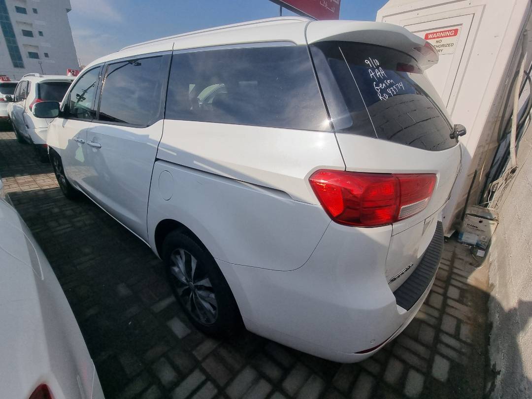 2017 KIA SEDONA — 151394 Miles — Lot 337870 — Ind. 12 - Marhaba Auctions Used Cars - Image 4