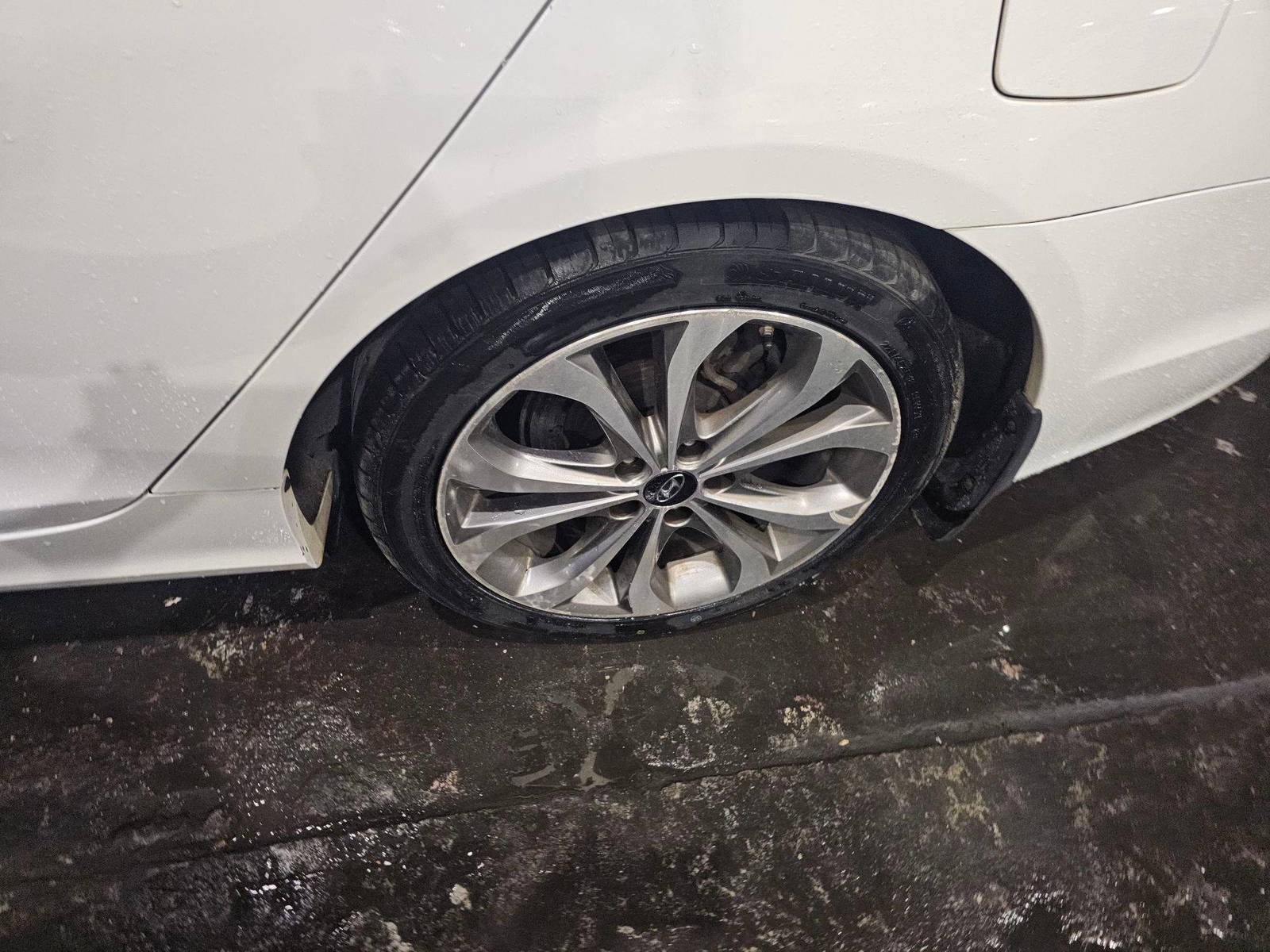 2013 HYUNDAI SONATA — 189841 Miles — Lot DH724481 — Main - Marhaba Auctions Used Cars - Image 6